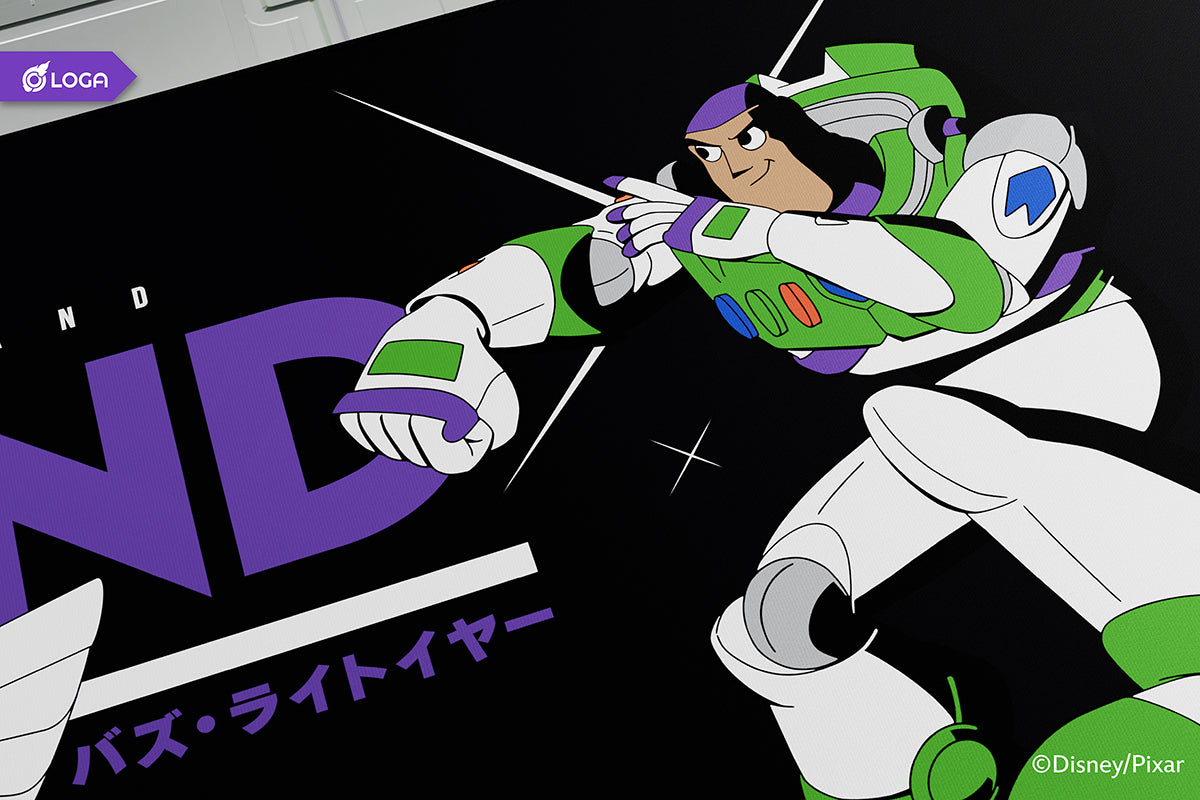 รู้หรือไม่? ก่อนจะเป็นชุดสีขาว-เขียว-ม่วง ดีไซน์แรกของ Buzz Lightyear คือ "ชุดสีแดง" | LOGA World
